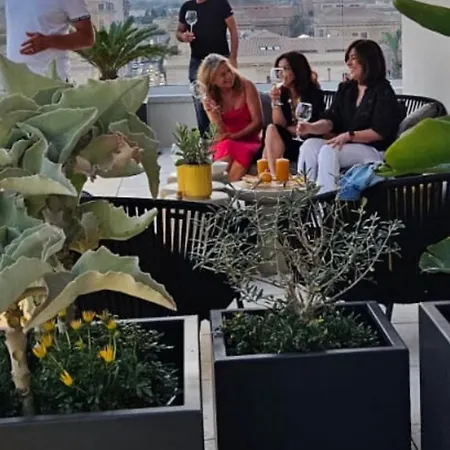 La Terrazza Sul Porto ベッド・アンド・ブレックファスト シラクーサ