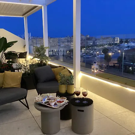 ベッド・アンド・ブレックファスト La Terrazza Sul Porto