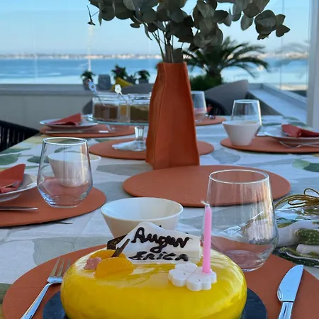 ベッド・アンド・ブレックファスト La Terrazza Sul Porto 4*